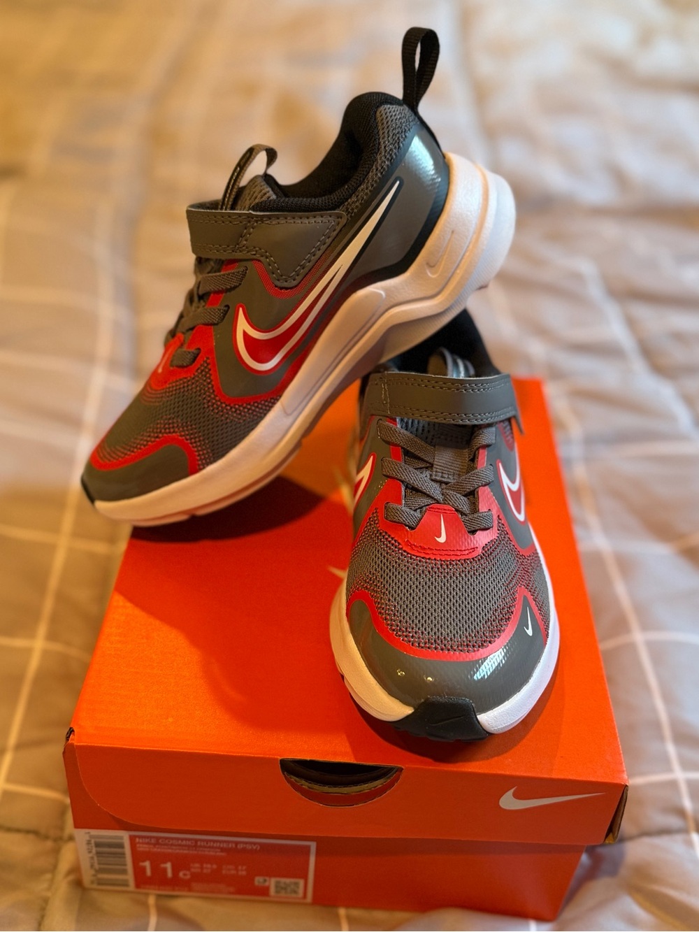 Nike Kids Cosmic Runner 11c